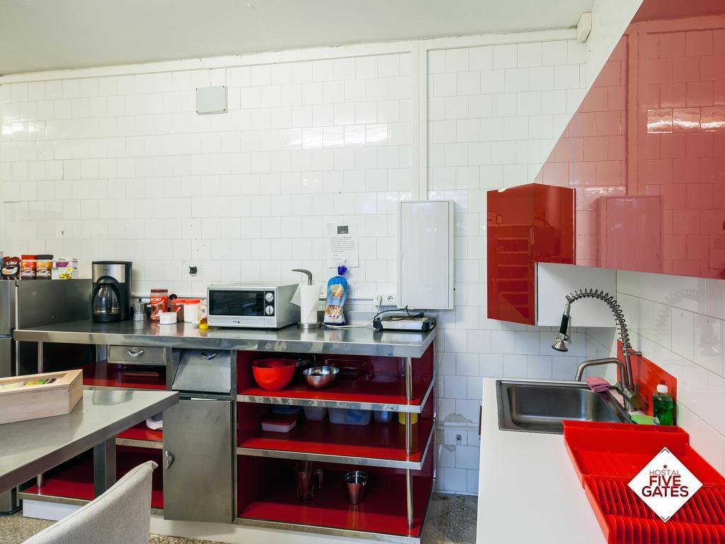Hostal Five Gates Осуна Экстерьер фото