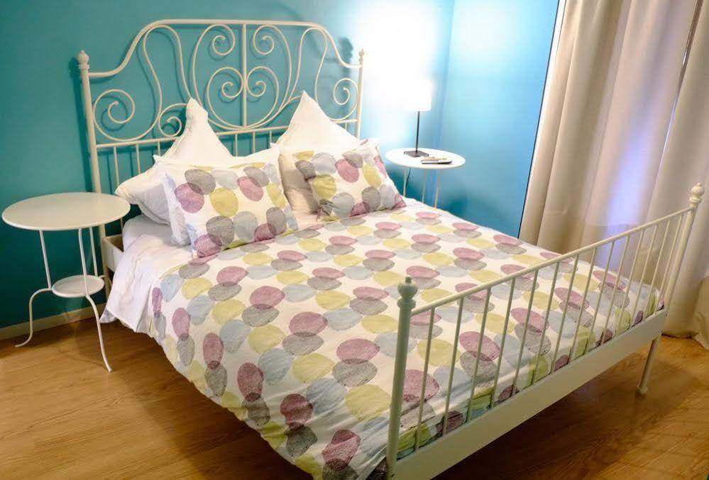 Hostal Five Gates Осуна Экстерьер фото