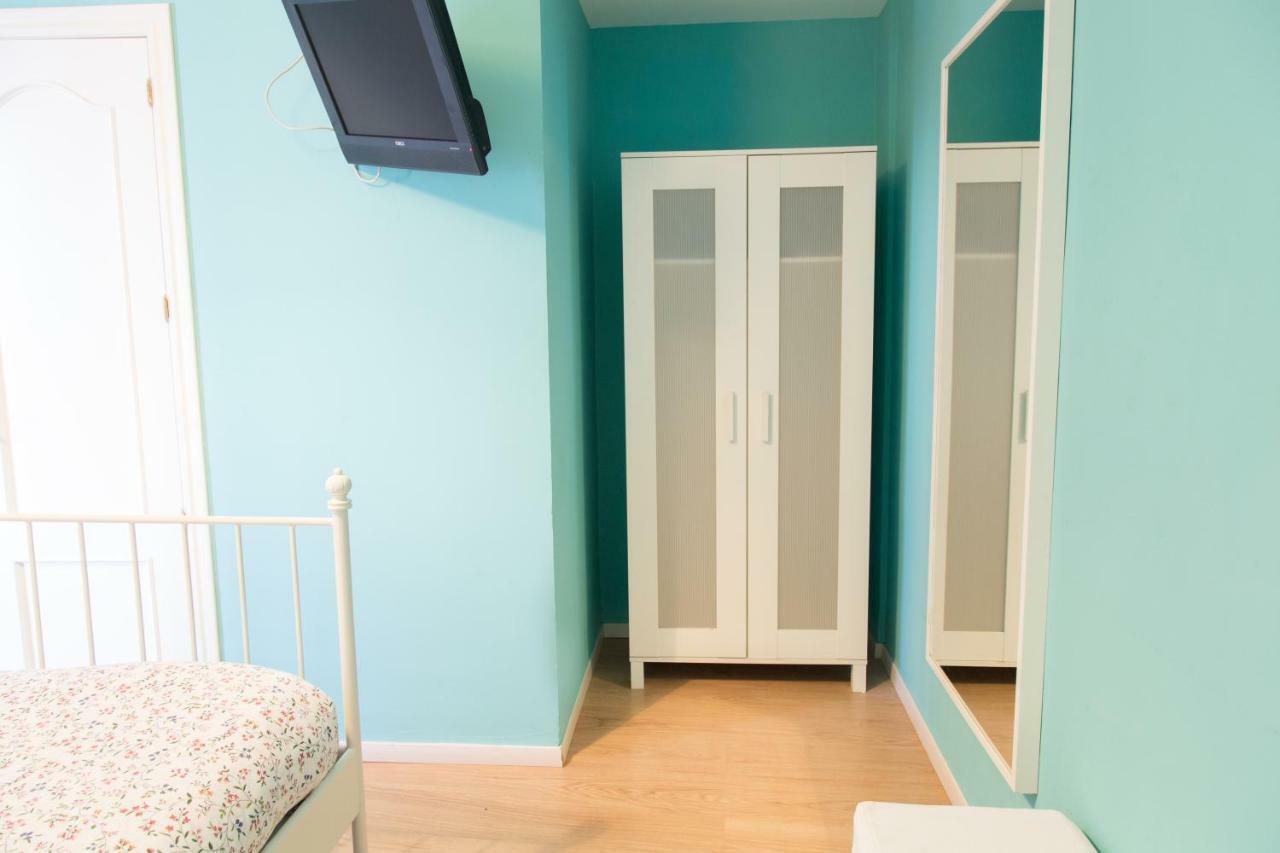 Hostal Five Gates Осуна Экстерьер фото